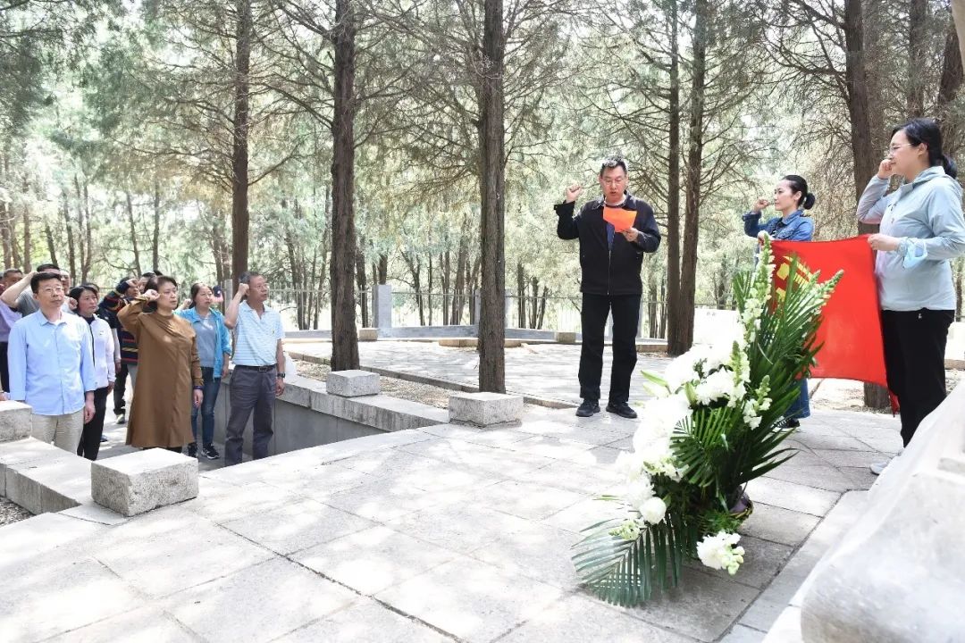 0ec9be56daeb4a9fa3e65e4192a3f136.jpg 0ec9be56daeb4a9fa3e65e4192a3f136.jpg