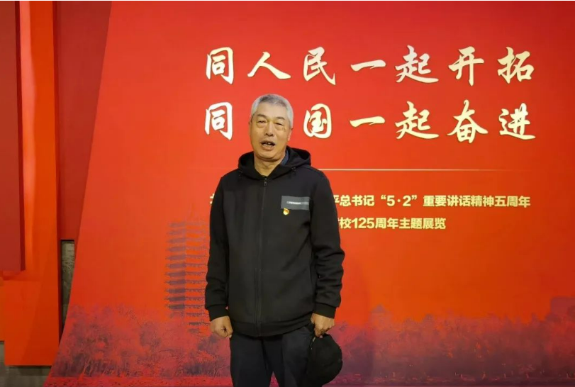 e7ebc3b7bbff4ca0a01108f44e35eb89.png 金狮贵宾会